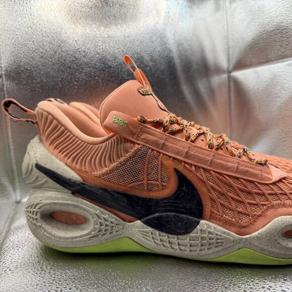 Size 11.5 Nike Cosmic Unity Apricot Orange Mens Basketball Shoes DA6725-800 - Picture 2 of 10